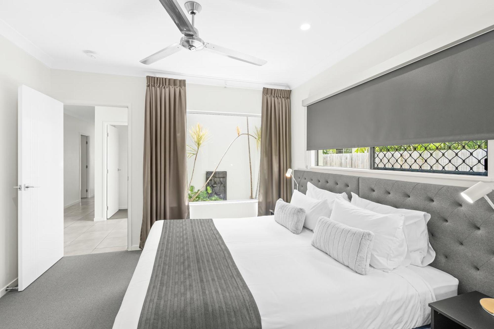 Blue Lagoon Villa B Cairns Eksteriør billede
