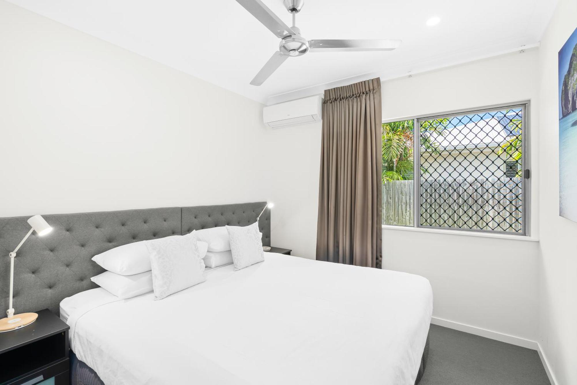 Blue Lagoon Villa B Cairns Eksteriør billede